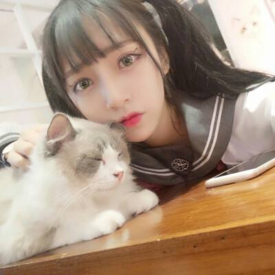 菲梦芭比公主换装游戏下载